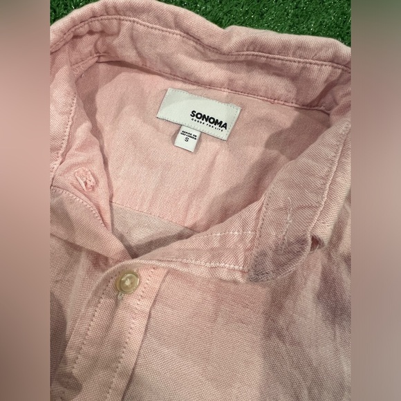 👔 3 SMALL BUTTON UP SHIRT BUNDLE - Picture 6 of 11